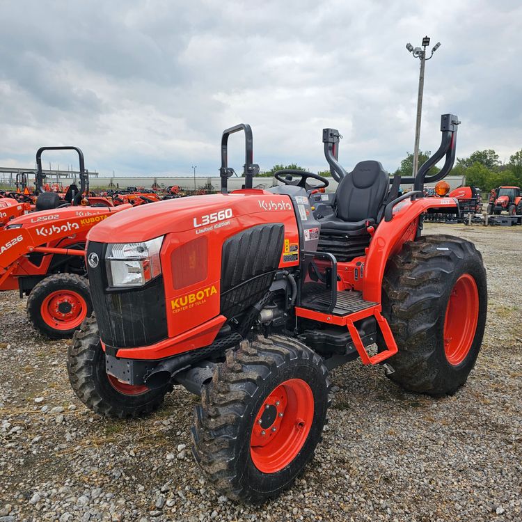 Kubota L3560