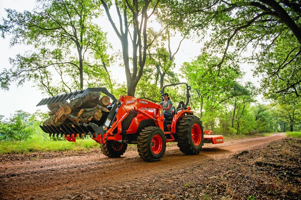 Kubota MX Tractor