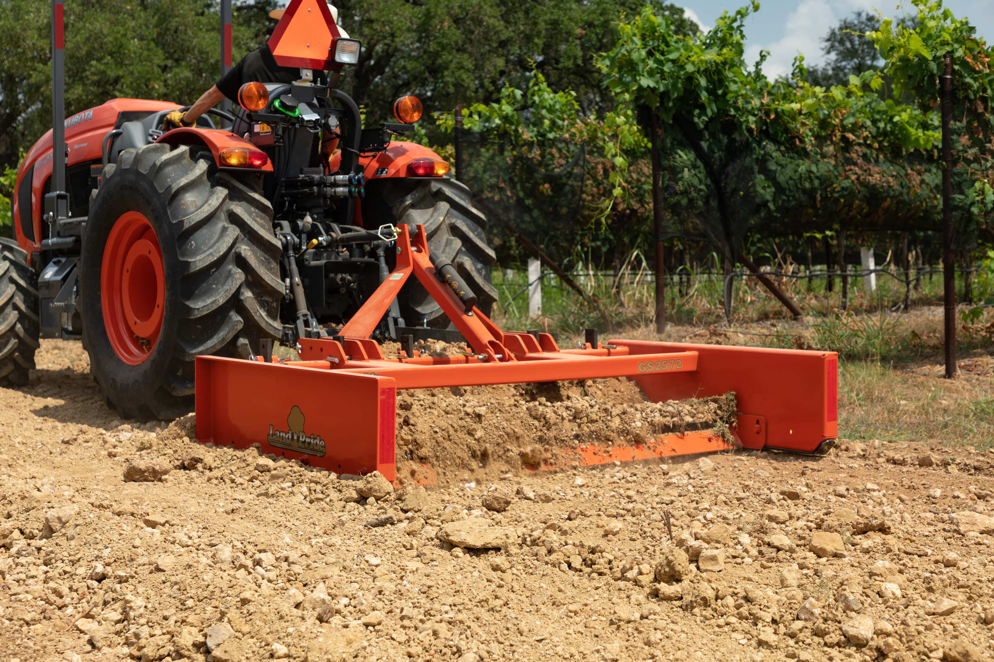 GS25 SERIES GRADING SCRAPERS - Kubota Center